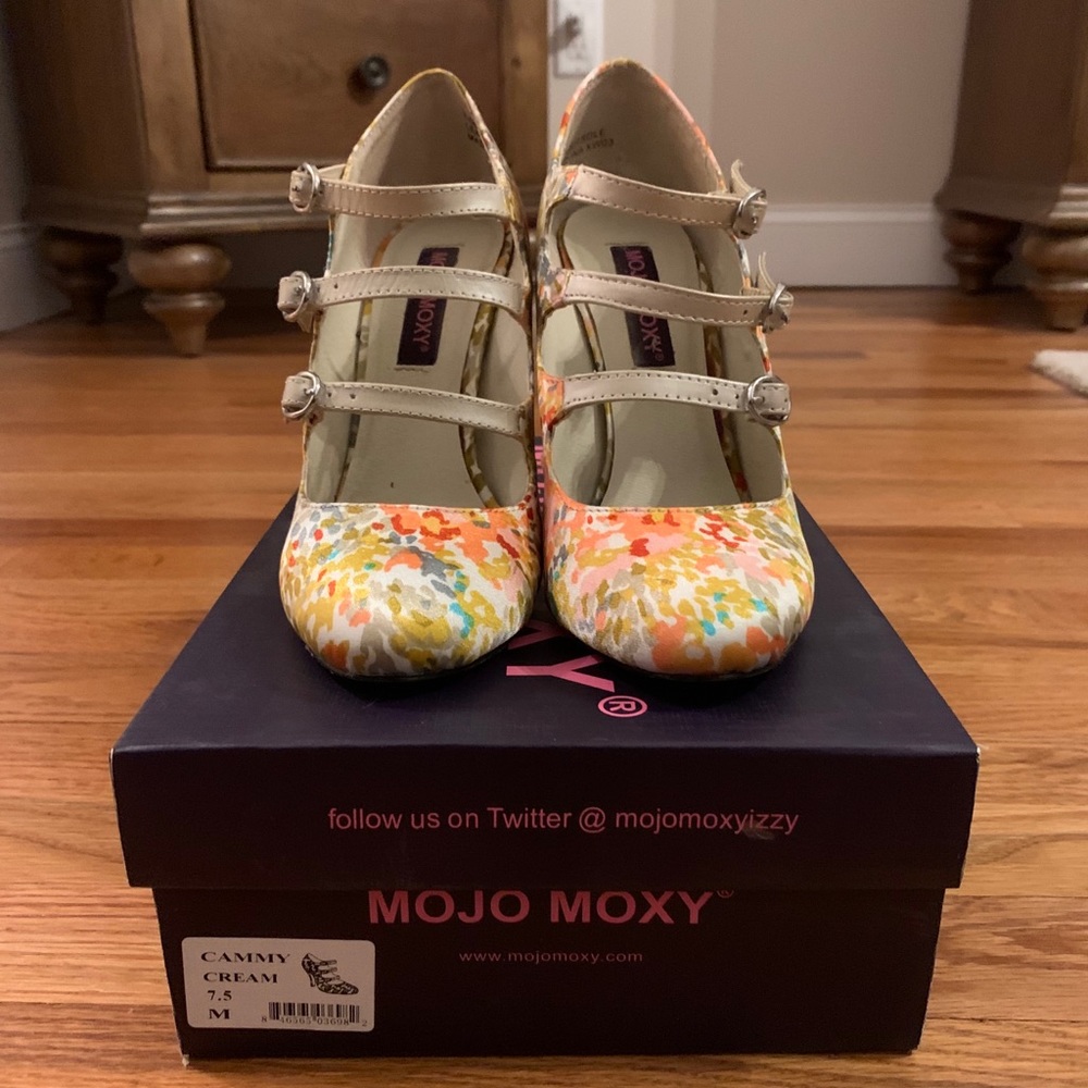 Mojo Moxy Satin Heels